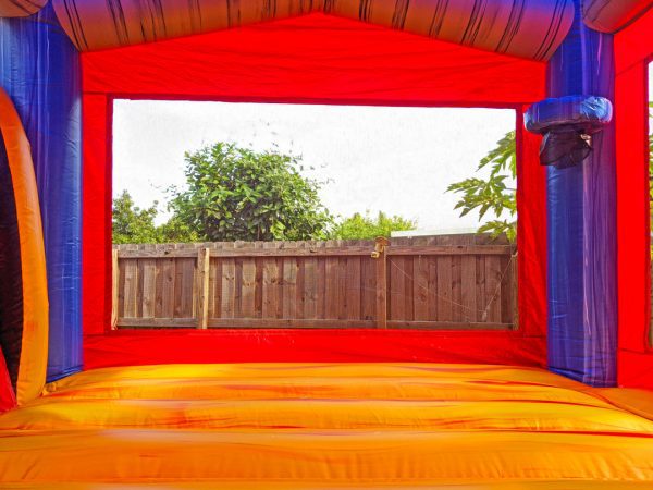 Best Commercial Bounce Houses: Complete Buyer's Guide 2024