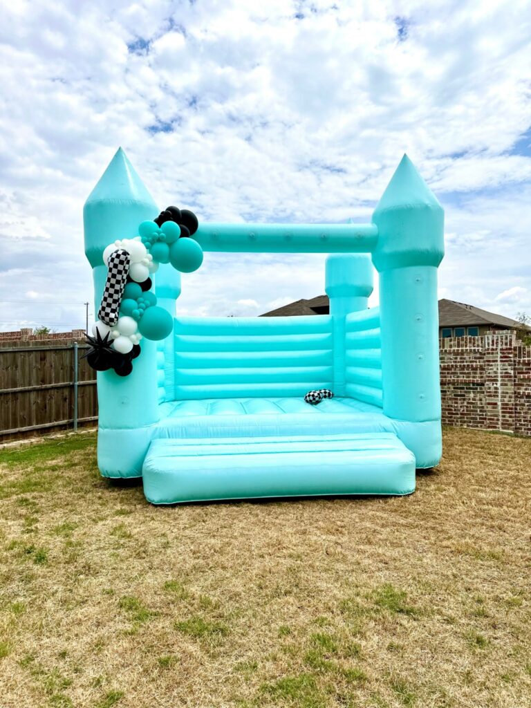 How to Find Reliable Chinese Manufacturers for Commercial Bounce Houses